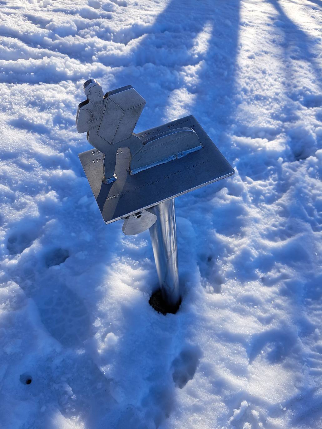 Fotos: Eguzkizko Muinoa, entre nieve y rayos de sol