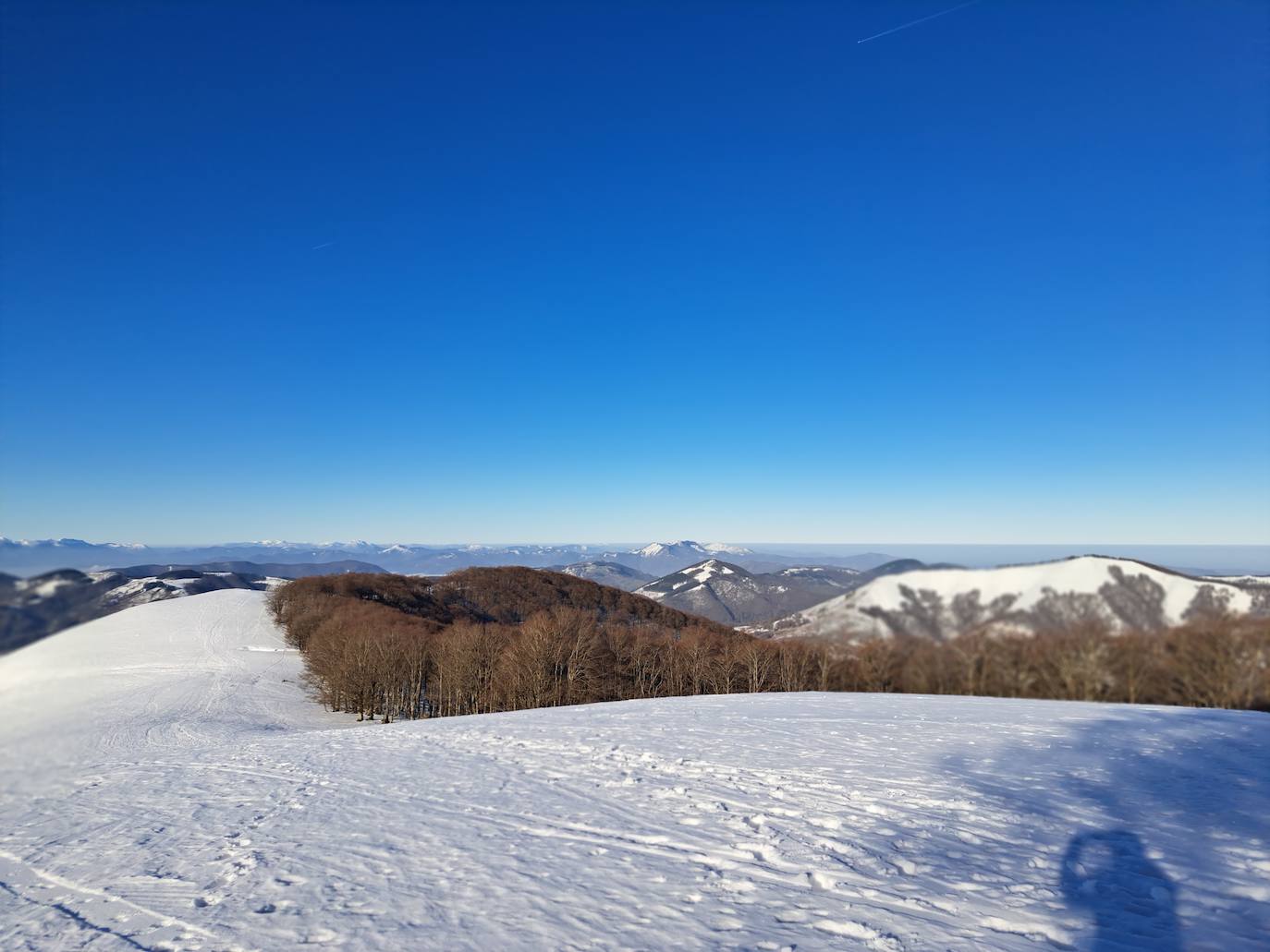 Fotos: Eguzkizko Muinoa, entre nieve y rayos de sol