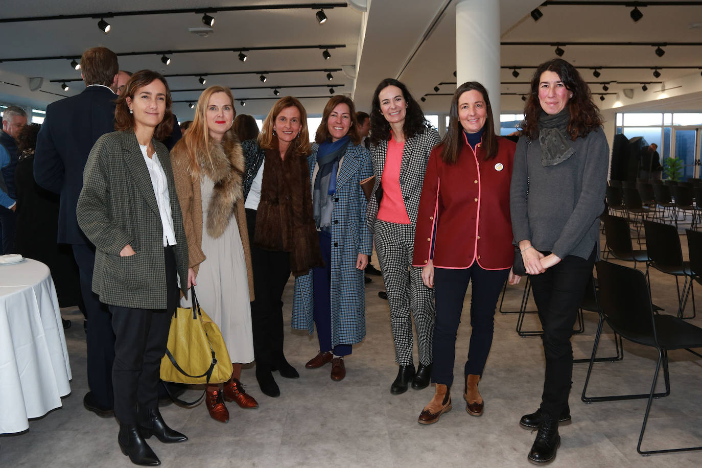 Eli Ugalde (directora de Marketing de DV), Izaskun Larrañaga (Lacor Ibili), Elen Orcolaga (Eurogap), Paula Olazabal (Yssios Capital), Aitziber Larumbe (Eurogap), Nerea Ibáñez (Aspegi) y Mari Carmen Vicario (Key Wolf).