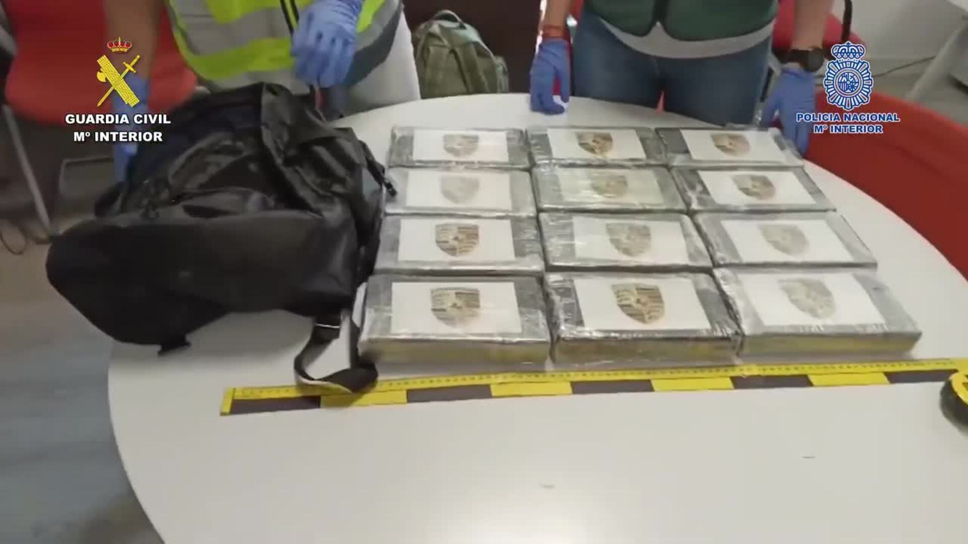Cae una banda que introducía cocaína en Barajas utilizando a empleados de empresas del aeropuerto