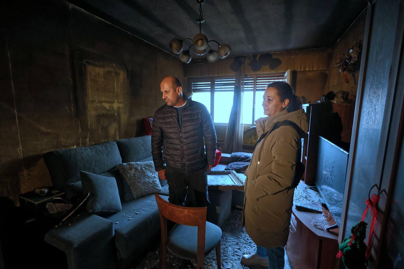 Fotos: La vivienda calcinada en Errenteria, desde dentro