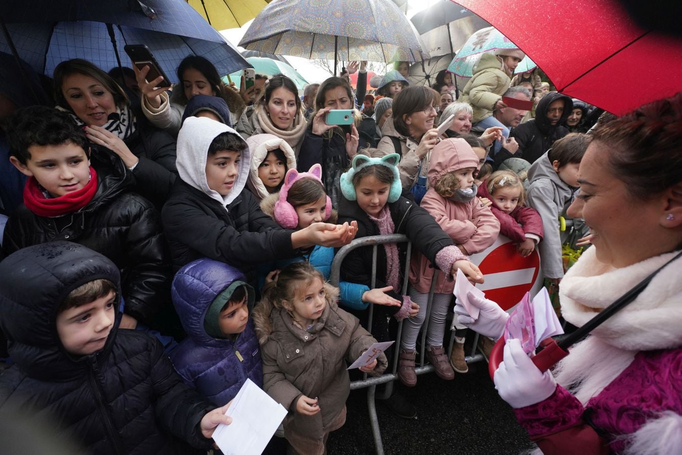 Los Reyes Magos reparten ilusión