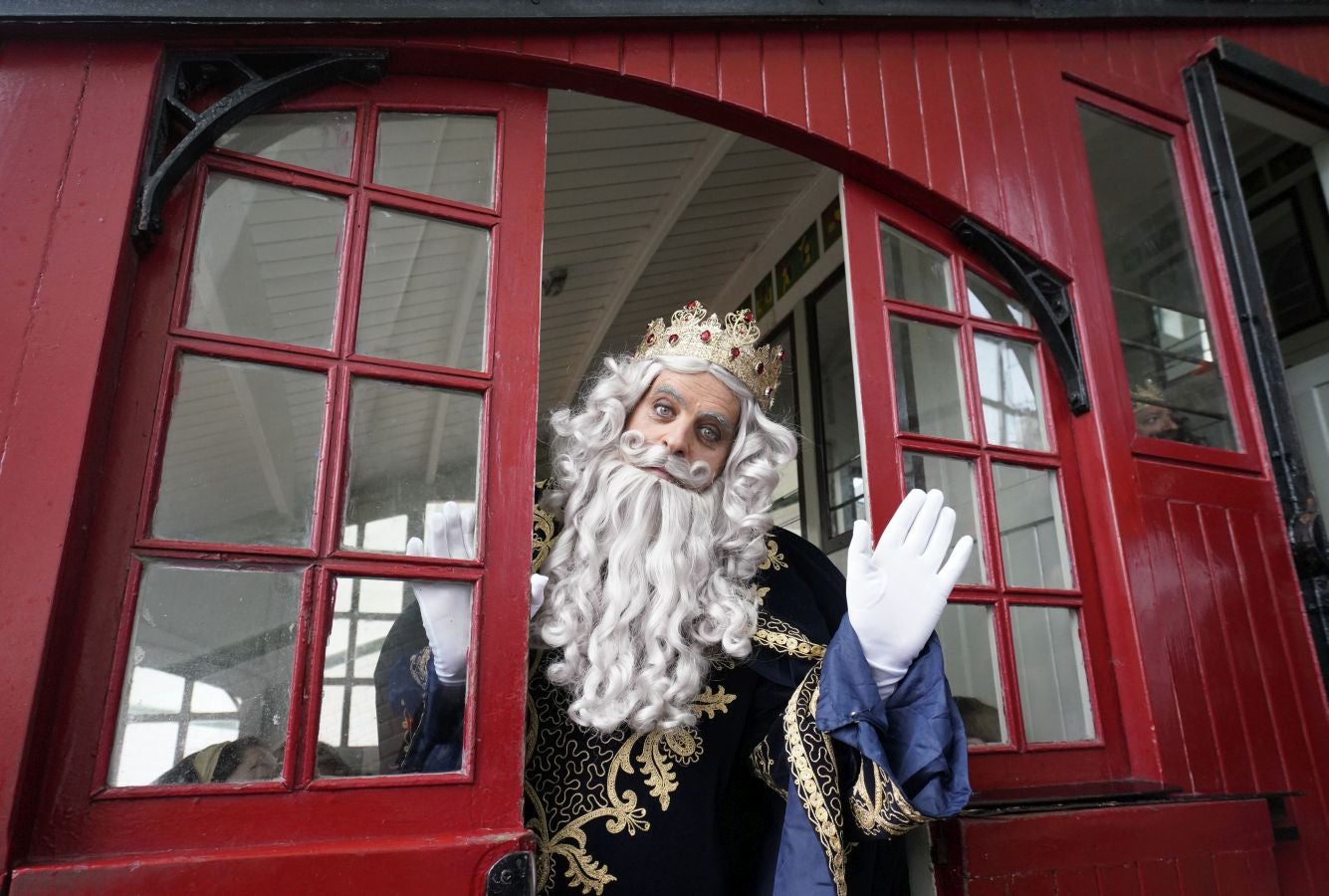 Los Reyes Magos reparten ilusión