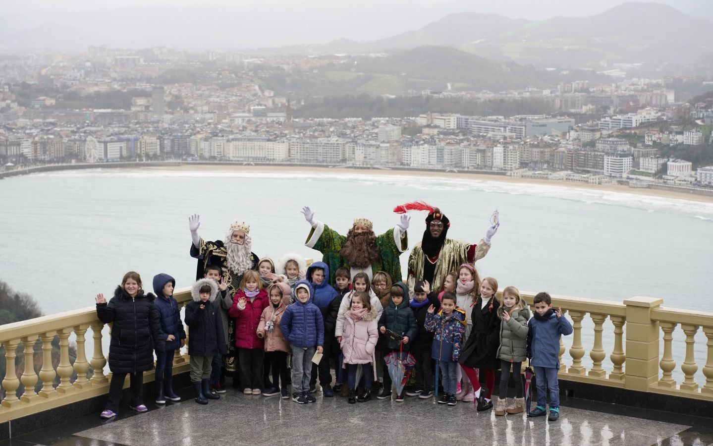 Los Reyes Magos reparten ilusión