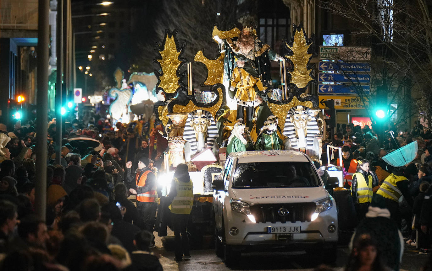 Una cabalgata de magia e ilusión en Donostia