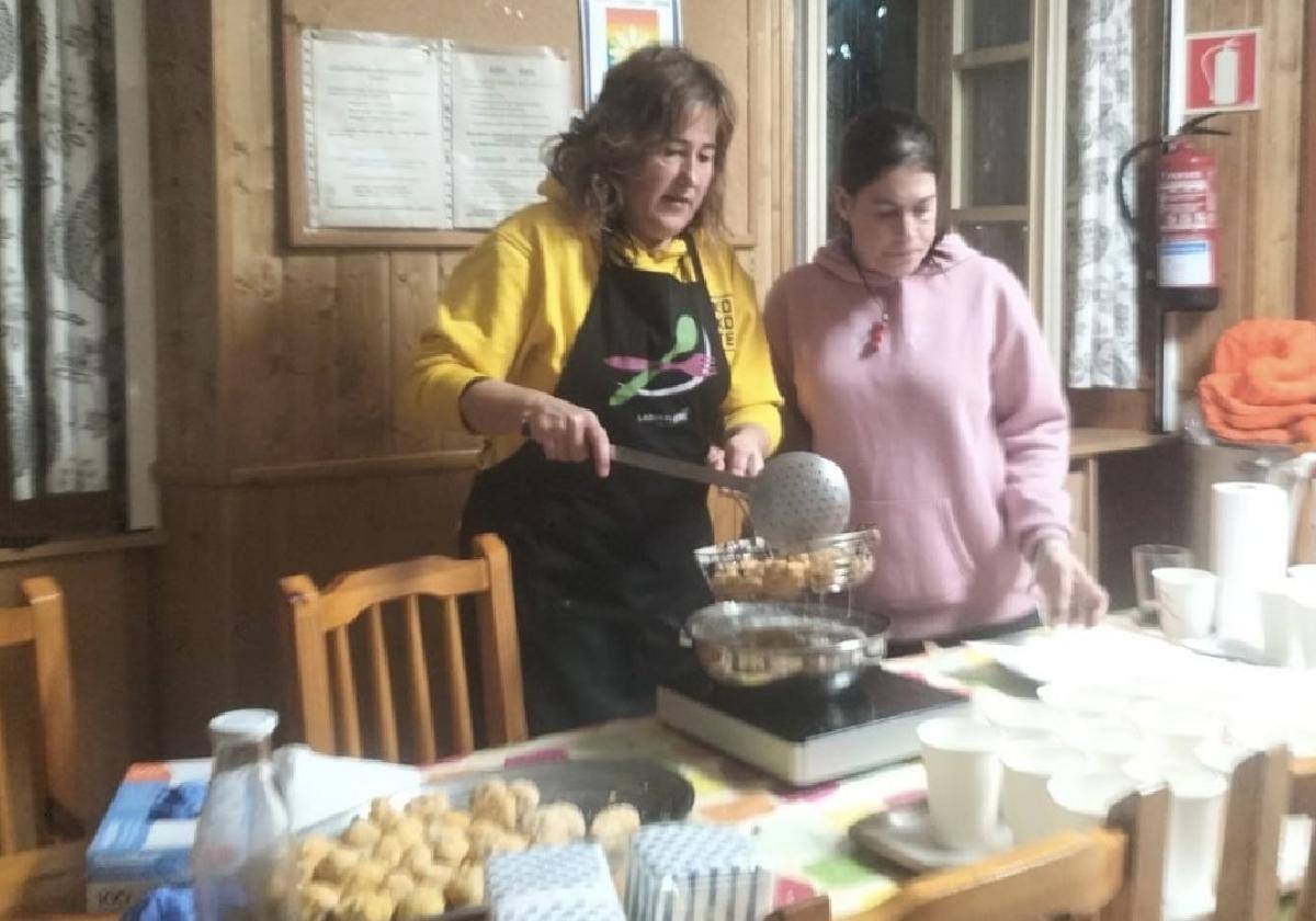 Éxito de las croquetas solidarias