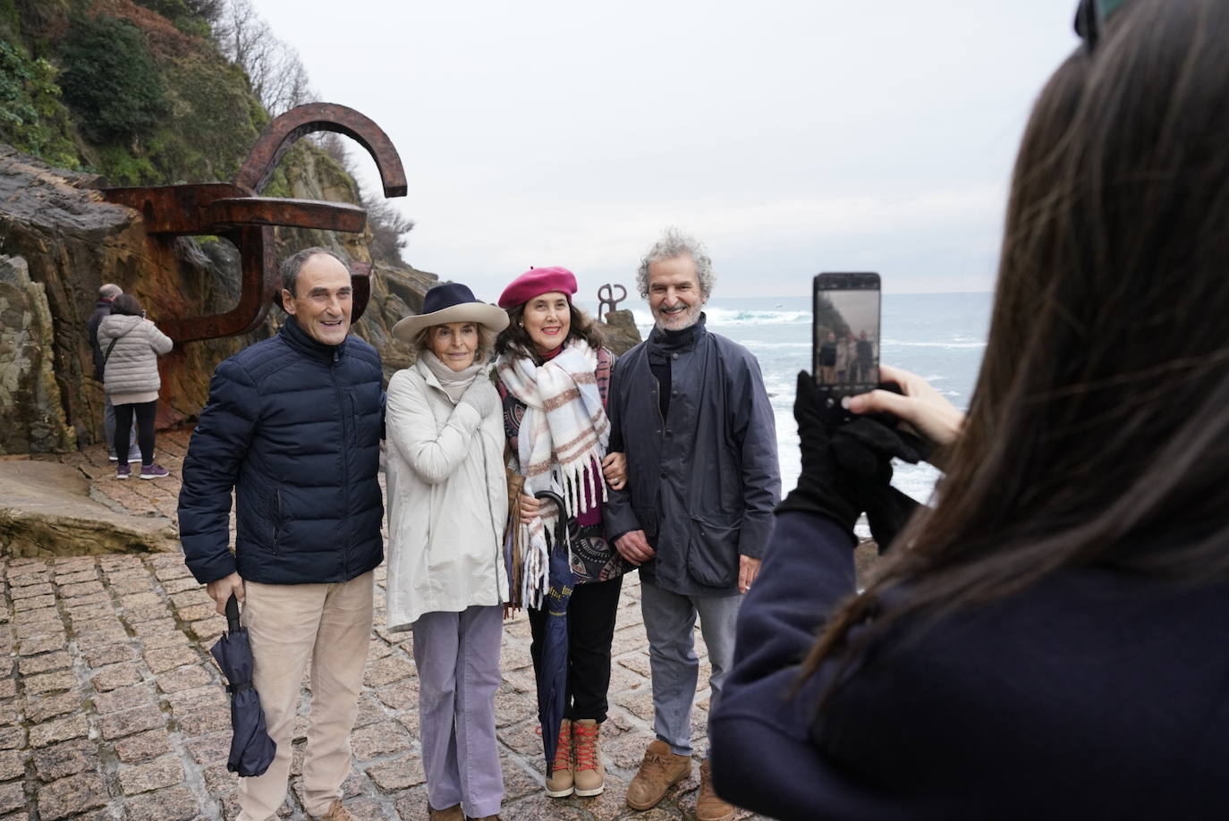 Homenaje de la familia Chillida en el Peine del Viento