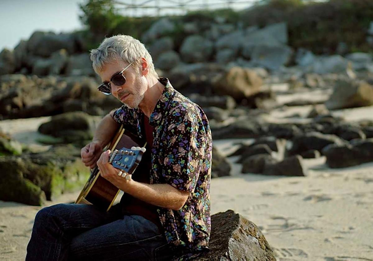 El músico bonaerense continúa presentando el programa de televisión 'Un país para escucharlo', que inauguró el martes su cuarta temporada y que pasará por Gipuzkoa.