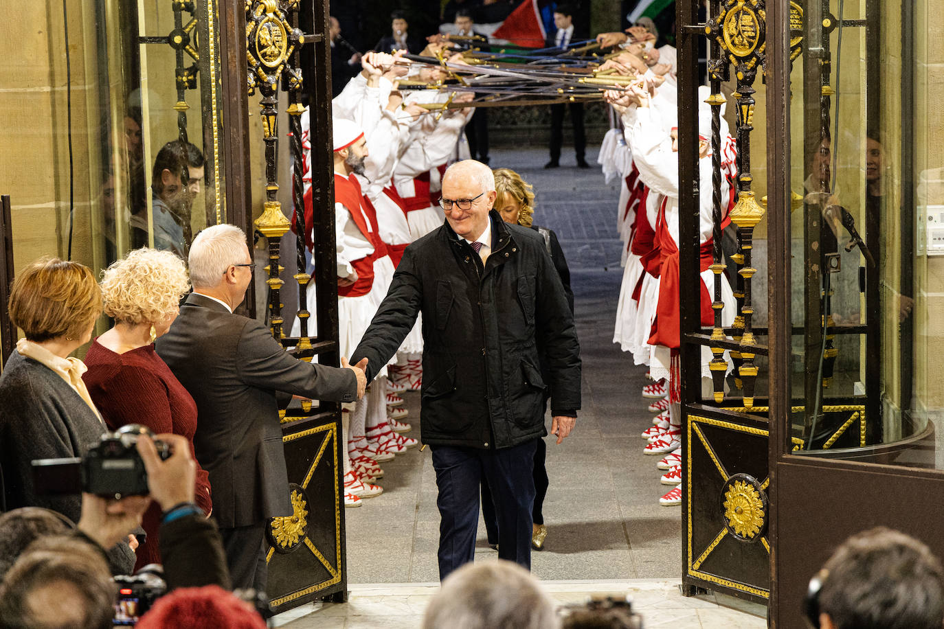Reconocimiento al presidente de CAF