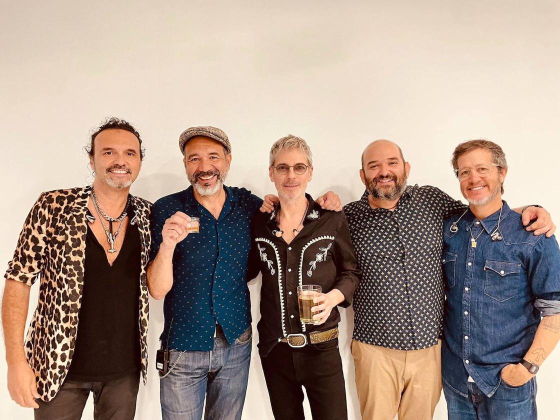 2023: con los de siempre. Marín, Basilio Martí, Rot, Jacob Reguilón y Pablo Serrano vuelven a juntarse un cuarto de siglo después para rememorar en Donostia las canciones del primer disco en solitario del argentino.