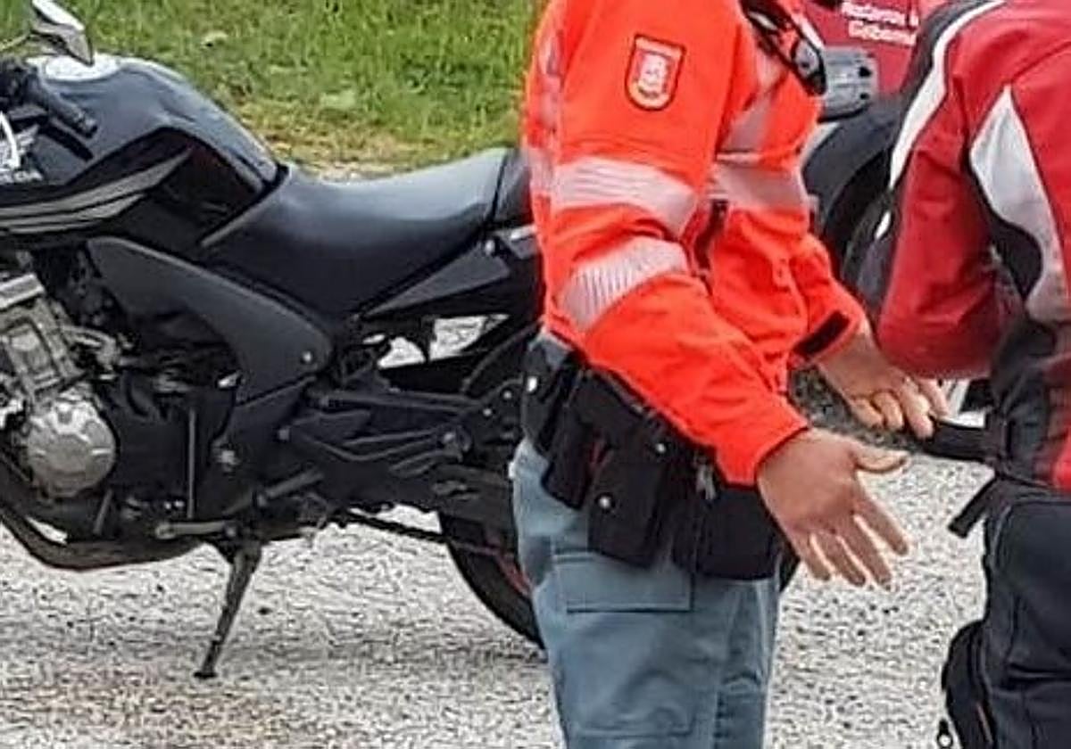 La moto que conducía el infractor ha sido inmovilizada