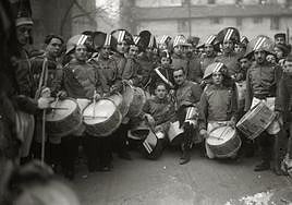 La tamborrada de la Unión Artesana, en el año 1924.