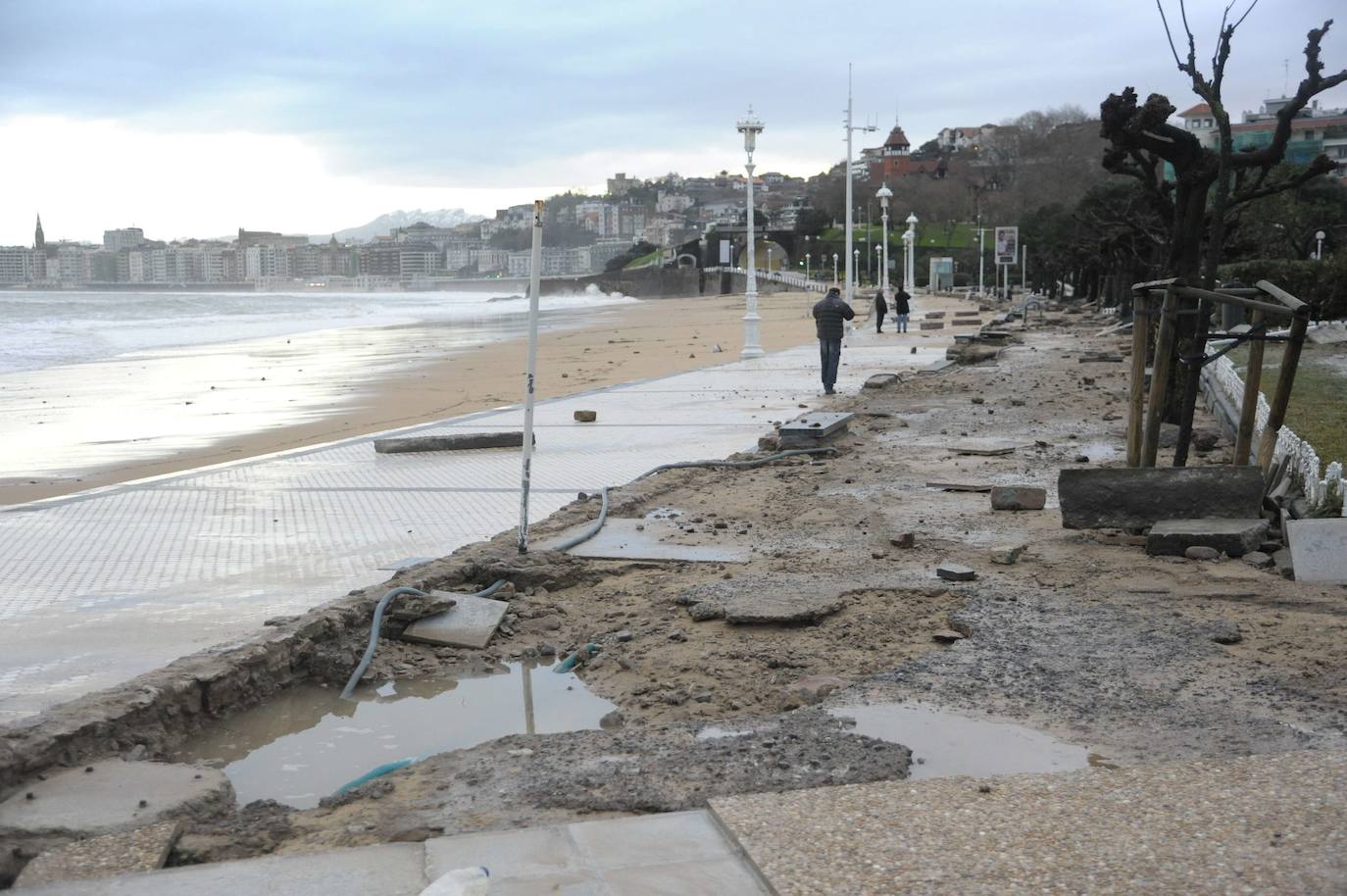 El temporal que devastó la costa guipuzcoana, en imágenes