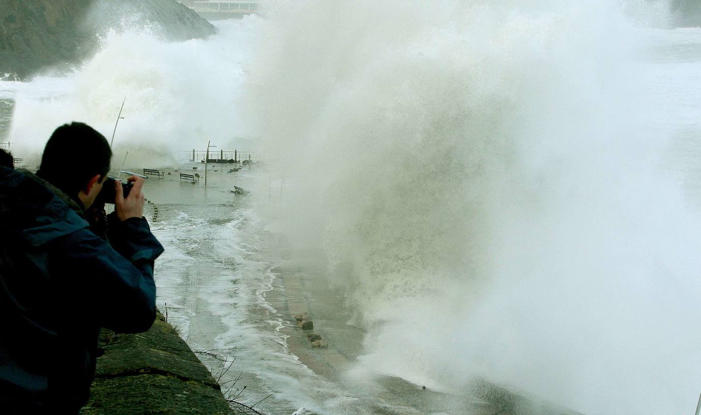 El temporal que devastó la costa guipuzcoana, en imágenes