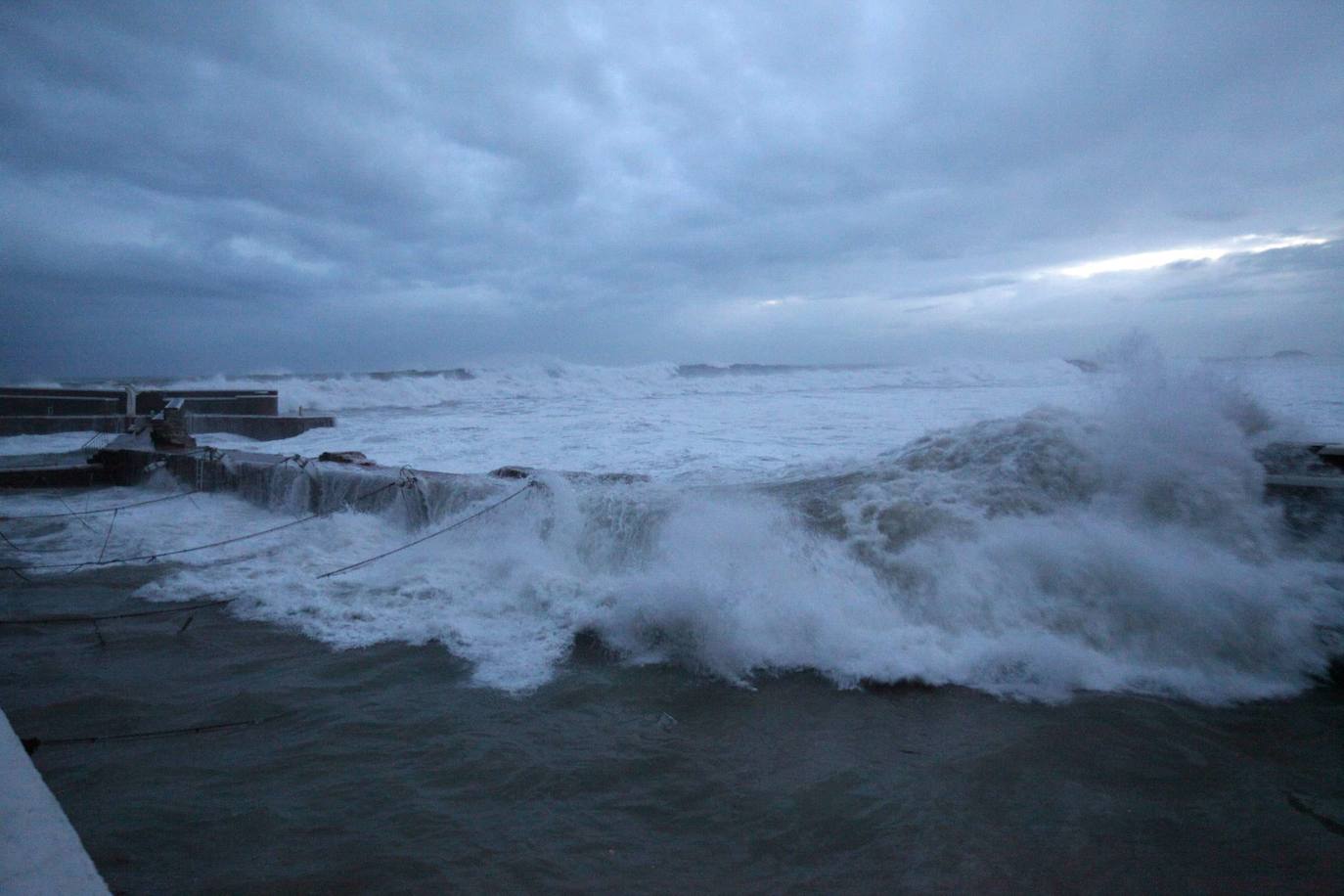 El temporal que devastó la costa guipuzcoana, en imágenes