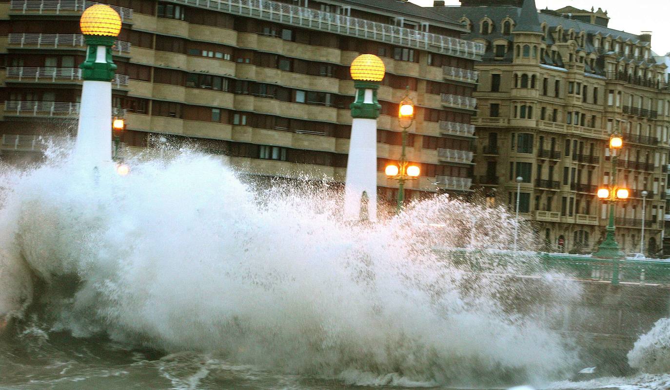 El temporal que devastó la costa guipuzcoana, en imágenes