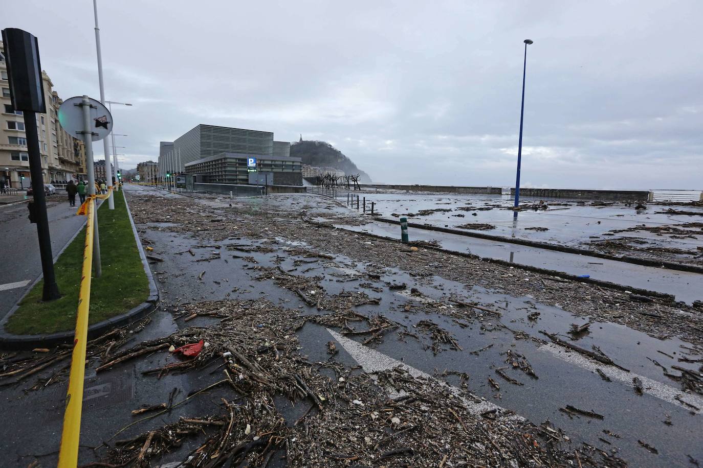 El temporal que devastó la costa guipuzcoana, en imágenes