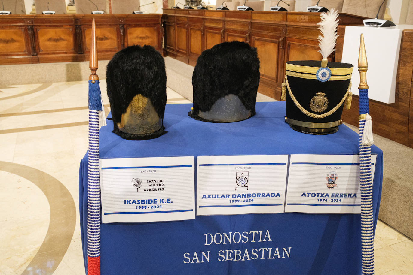 Ikasbide, Axular y Atotxa Erreka están de aniversario en el Día de San Sebastián de este año.