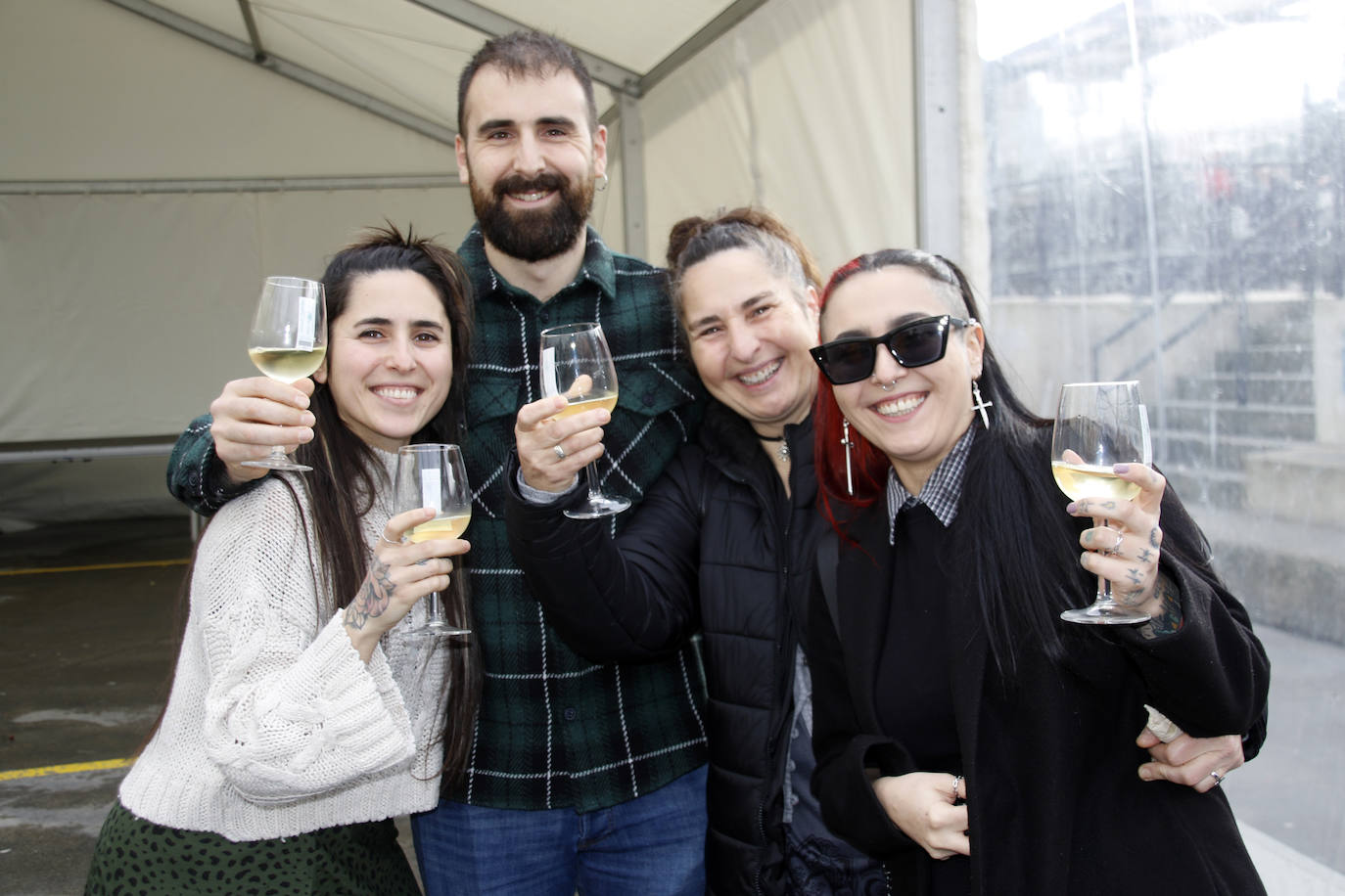 Nueva cosecha del txakoli de Getaria