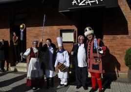 Elena y Juan Mari Arzak recibieron a los integrantes de Artzak Ortzeok el año pasado.