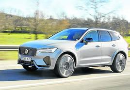 El XC60 tiene una gama de precios que parten de los 57.000 euros y superan los 86.000 euros, dependiendo de la versión y motorización.