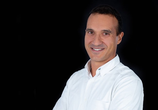 Gorka Alves. Director comercial.