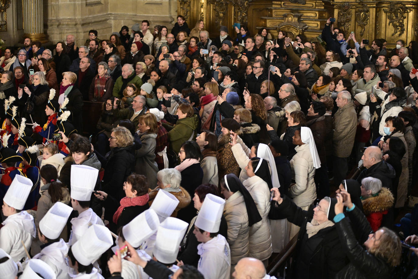 Multitudinaria misa de San Sebastián