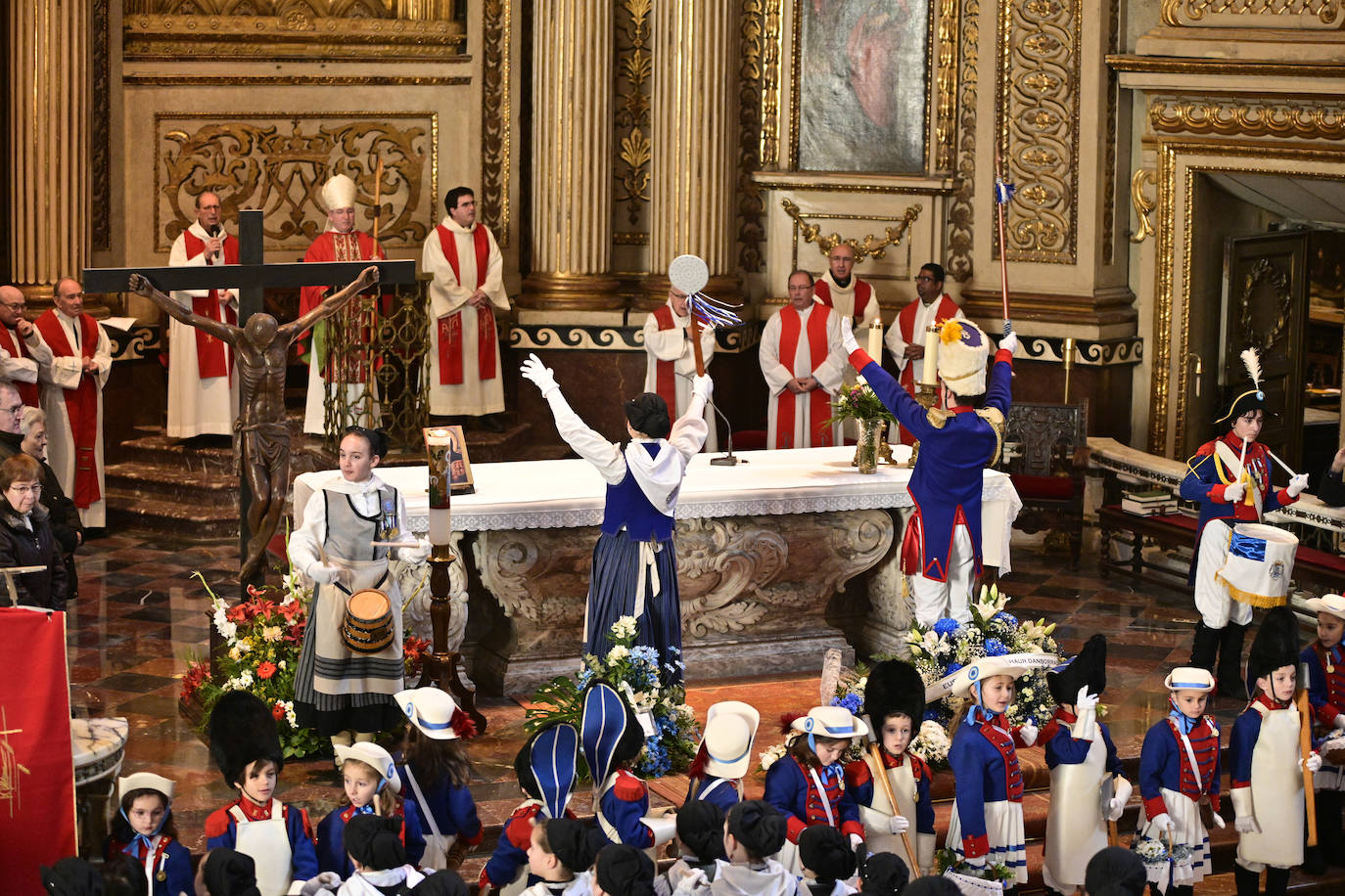 Multitudinaria misa de San Sebastián