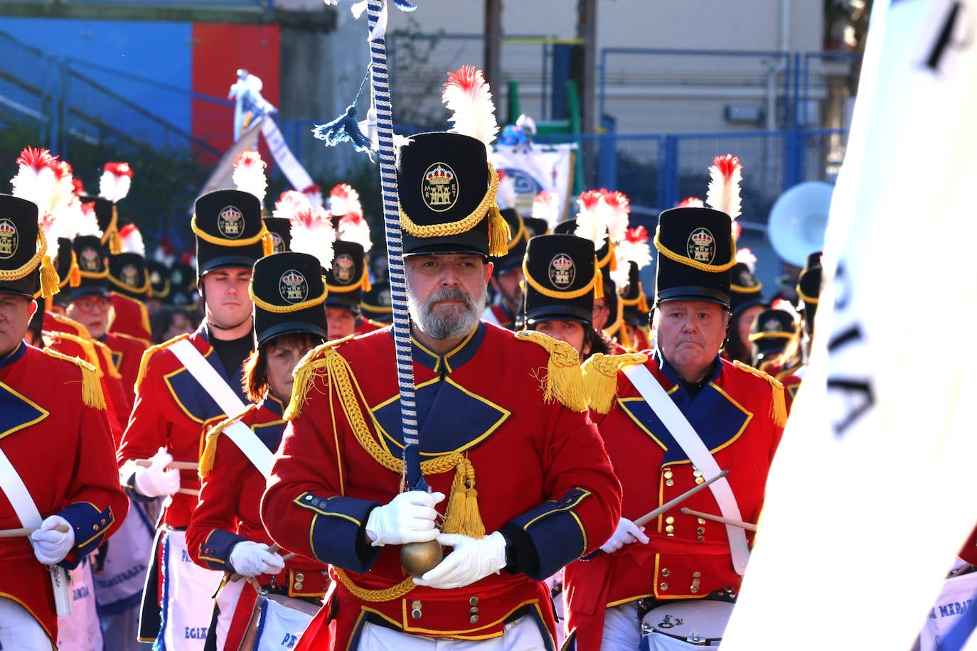 La compañía Parroquia María Reina-Egiako Tolosarrak alegra las calles