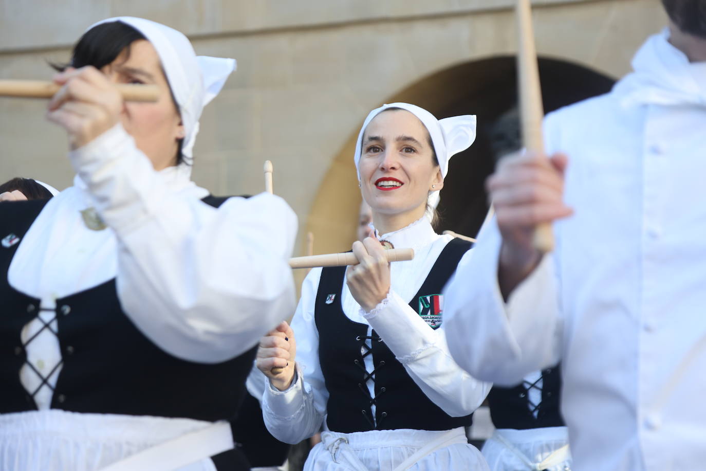 Kale Lagunak recorre las calles de la Parte Vieja