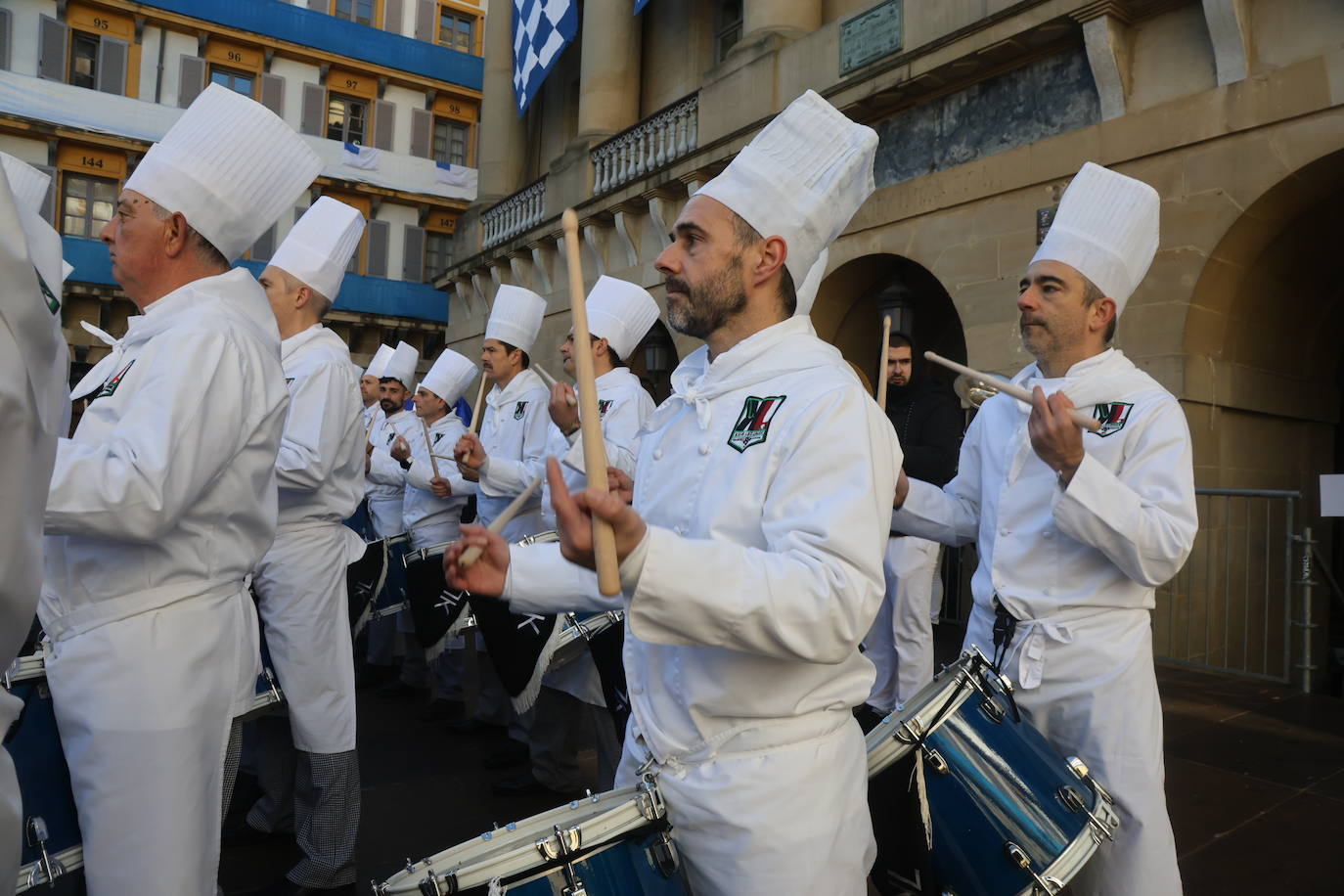Kale Lagunak recorre las calles de la Parte Vieja