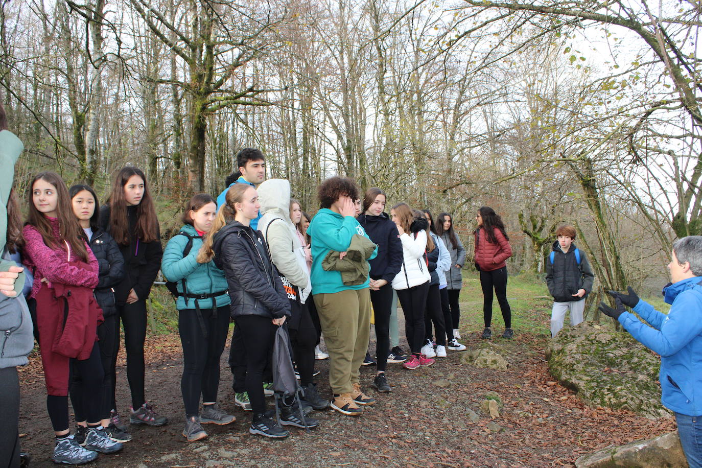 Oianguren institutuko DBH3ko ikasleak ezagutu