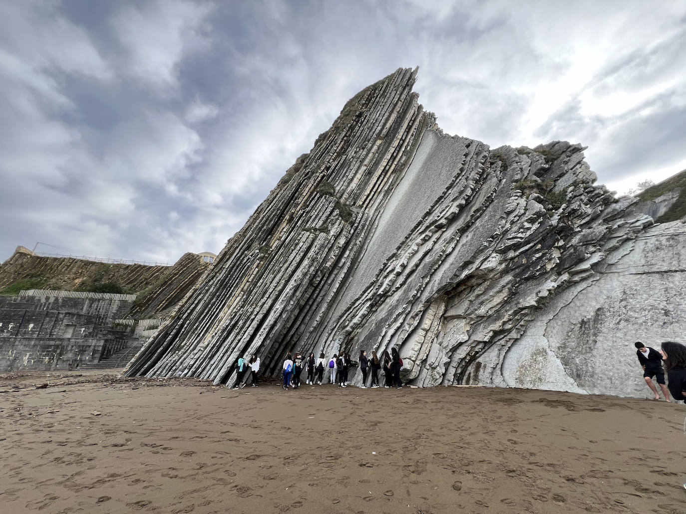 Oianguren institutuko DBH4ko ikasleak ezagutu