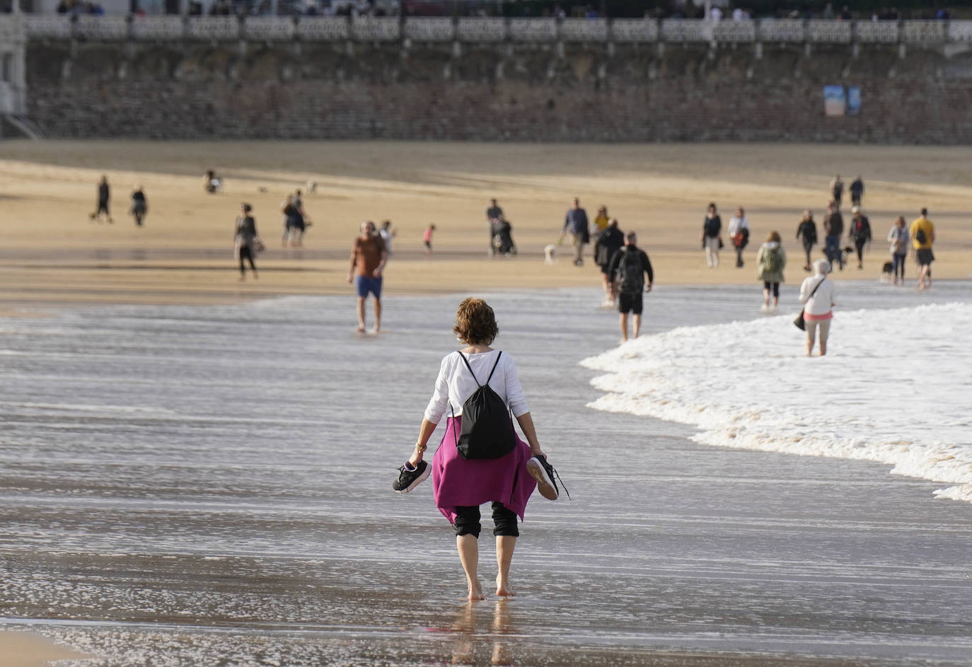 Enero se despide de Gipuzkoa con tiempo de playa