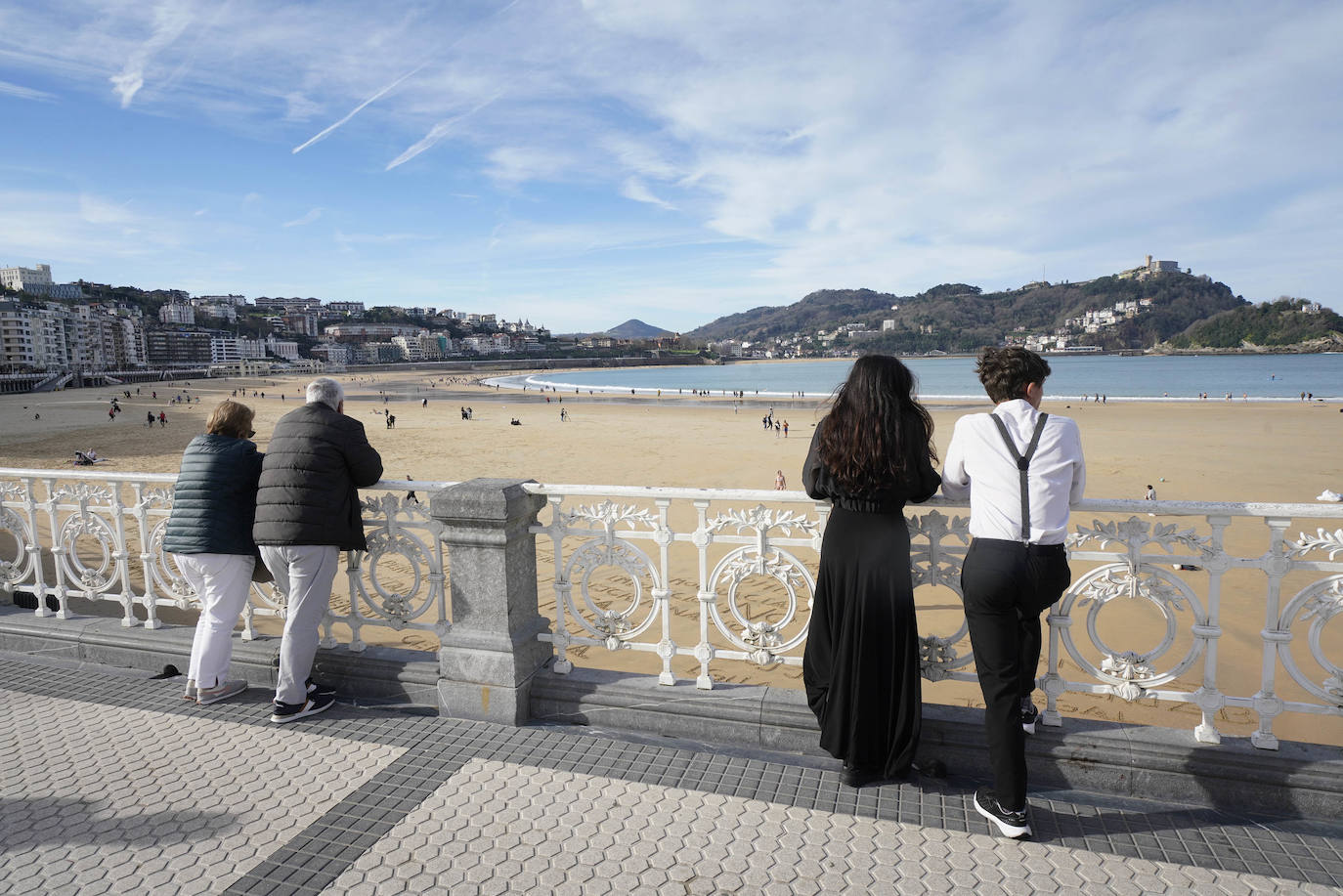Enero se despide de Gipuzkoa con tiempo de playa