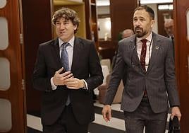 Eneko Andueza y Denis Itxaso, el pasado de 16 de enero, a su llegada al Forum Europa en Bilbao.