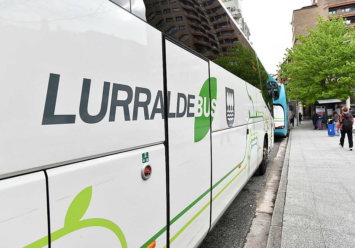 El PSE-EE tacha de «irresponsable» la comunicación de la alcaldesa respecto a la línea de autobús E15