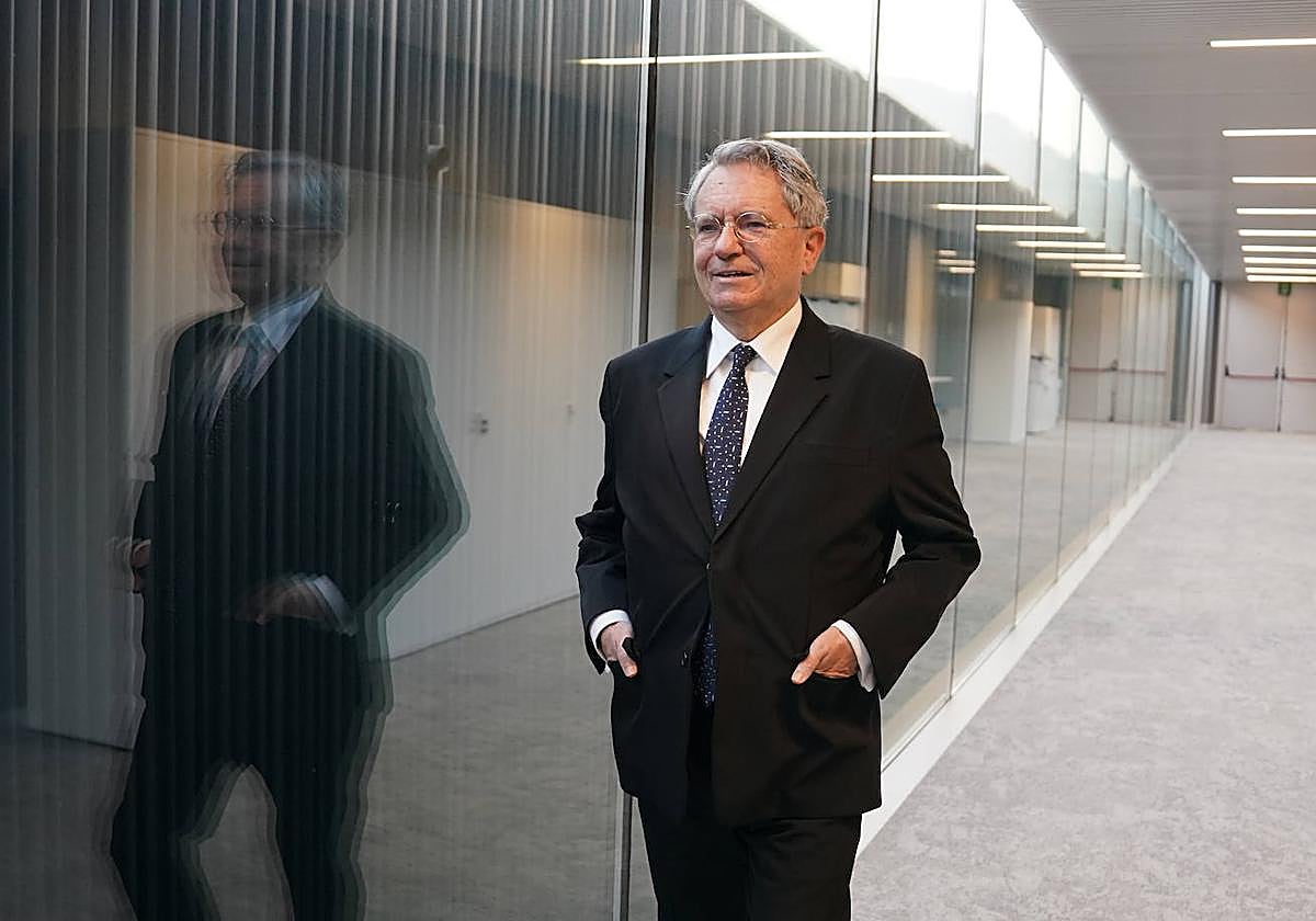 Emiliano López Atxurra, presidente de Petronor, en la sede de la empresa en el EIC de Gallarta.