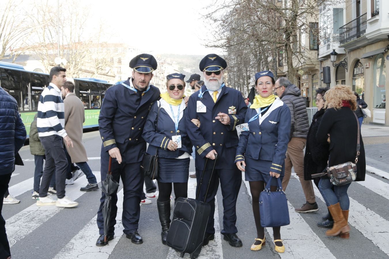 Los donostiarras se echan a la calle con el carnaval