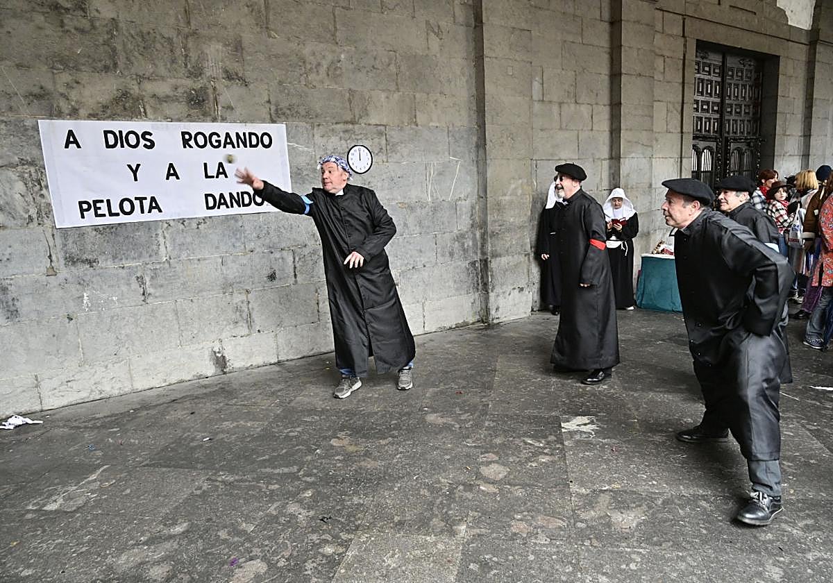 La imaginación gana a la lluvia y al viento en Tolosa