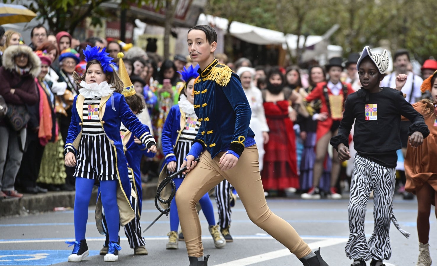 La imaginación gana a la lluvia y al viento en Tolosa