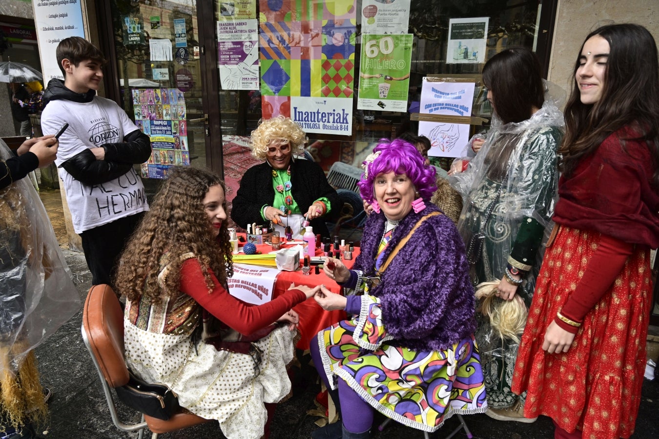 La imaginación gana a la lluvia y al viento en Tolosa