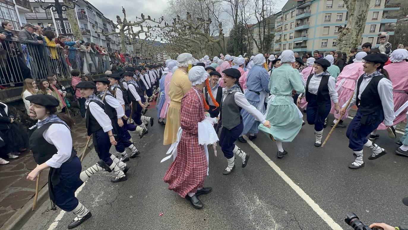 Bera y Lesaka celebran sus carnavales