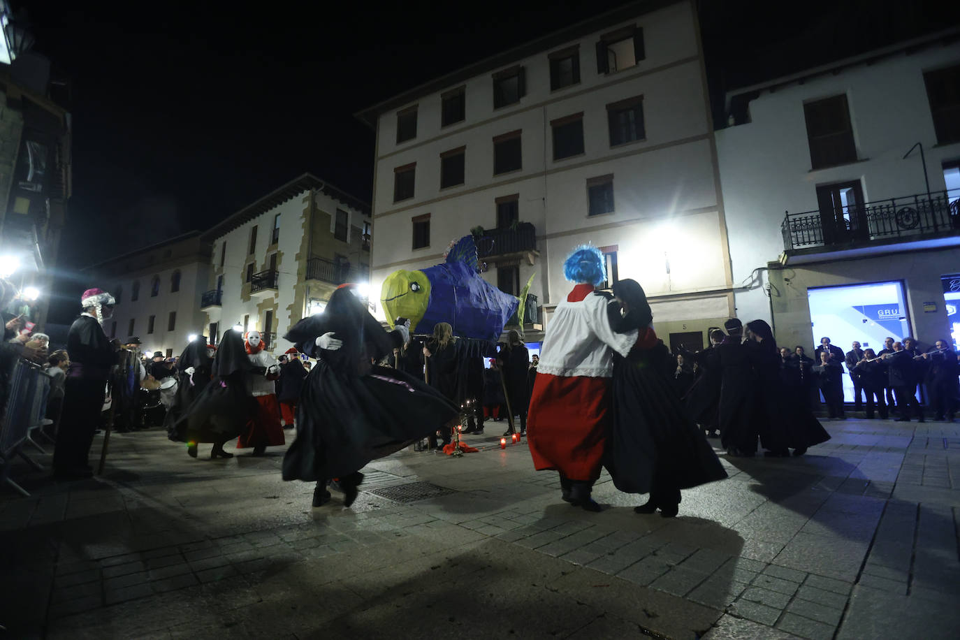 El entierro de la sardina de Errenteria, en imágenes