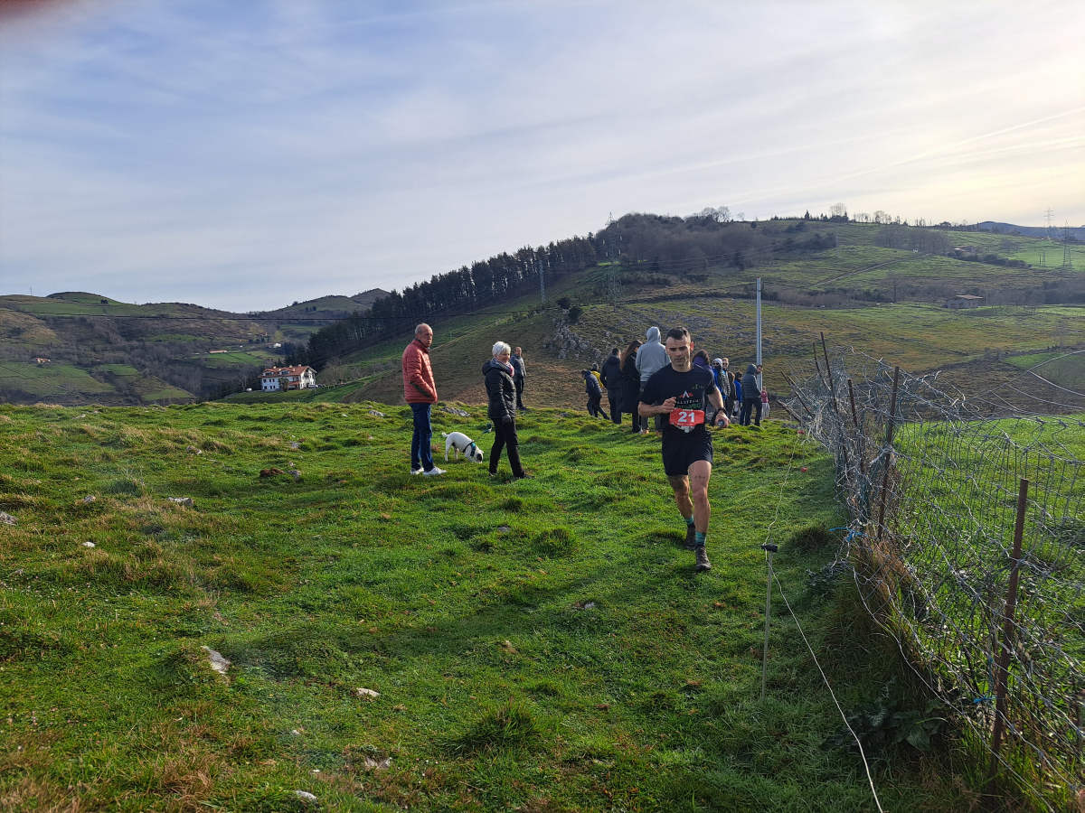 Iraitz Legorburu eta Oihana Zubillaga nagusi Zaldei bidea lasterketan