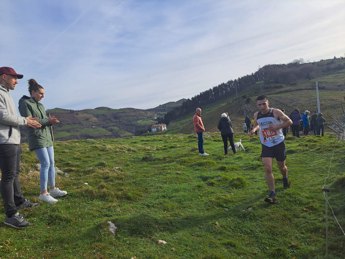 Iraitz Legorburu eta Oihana Zubillaga nagusi Zaldei bidea lasterketan