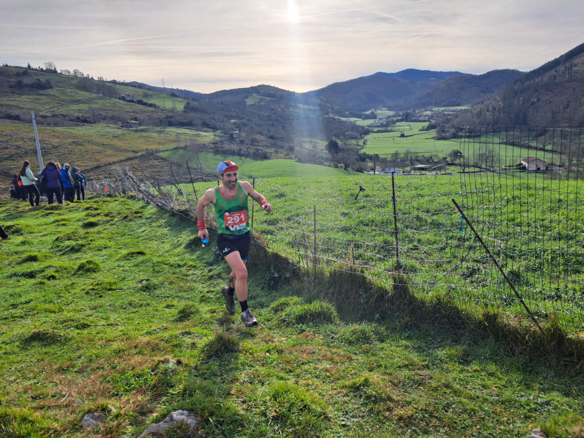 Iraitz Legorburu eta Oihana Zubillaga nagusi Zaldei bidea lasterketan