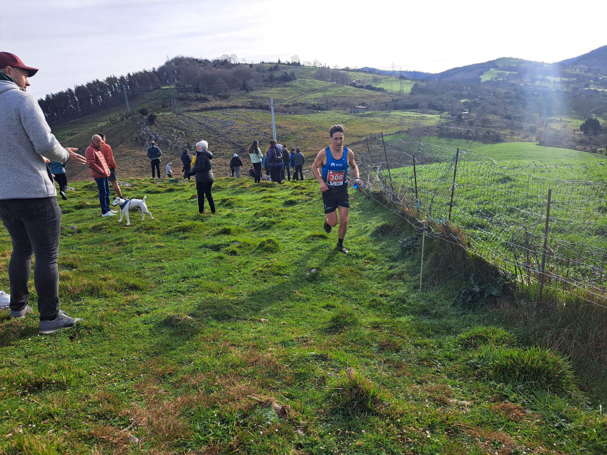 Iraitz Legorburu eta Oihana Zubillaga nagusi Zaldei bidea lasterketan