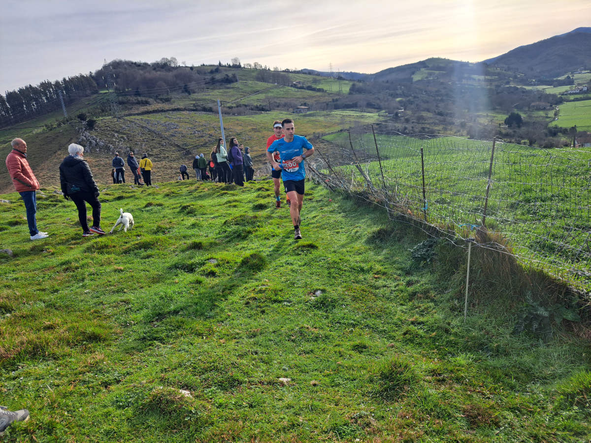 Iraitz Legorburu eta Oihana Zubillaga nagusi Zaldei bidea lasterketan