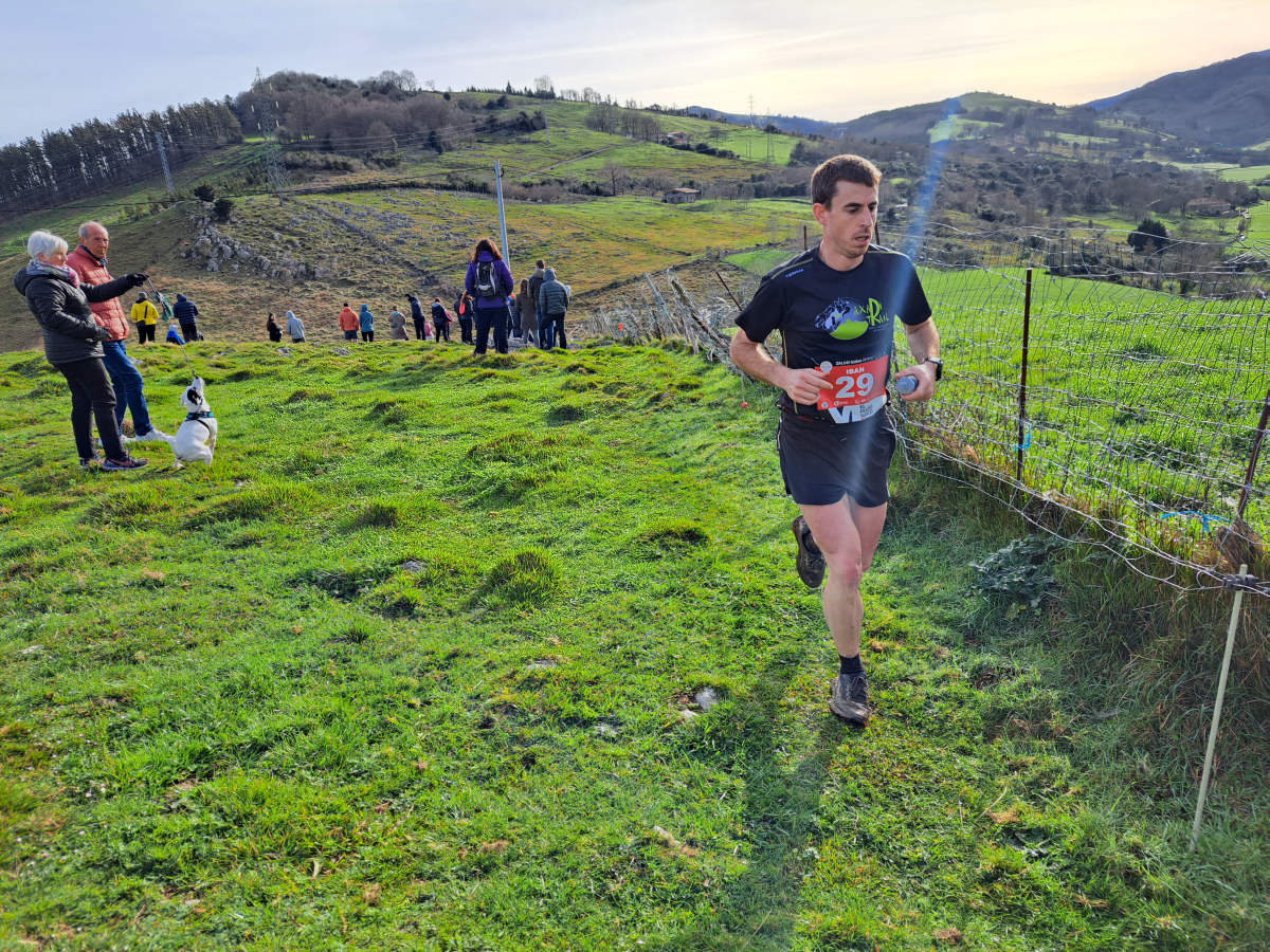 Iraitz Legorburu eta Oihana Zubillaga nagusi Zaldei bidea lasterketan